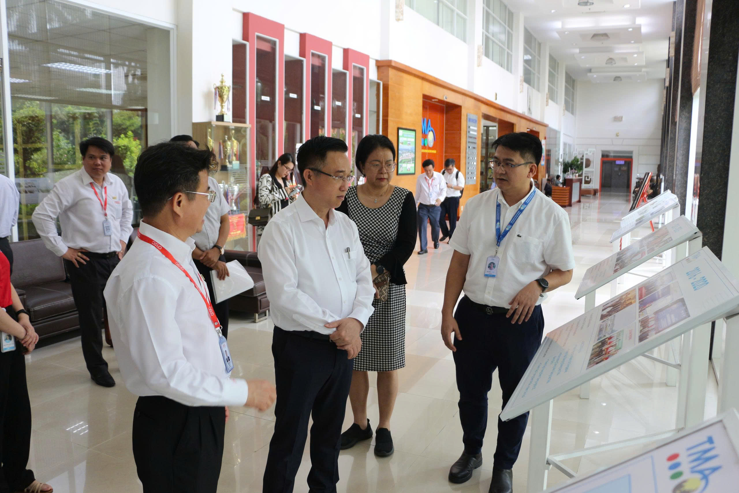 TMA Solutions Đoàn tham quan công ty TMA Solutions