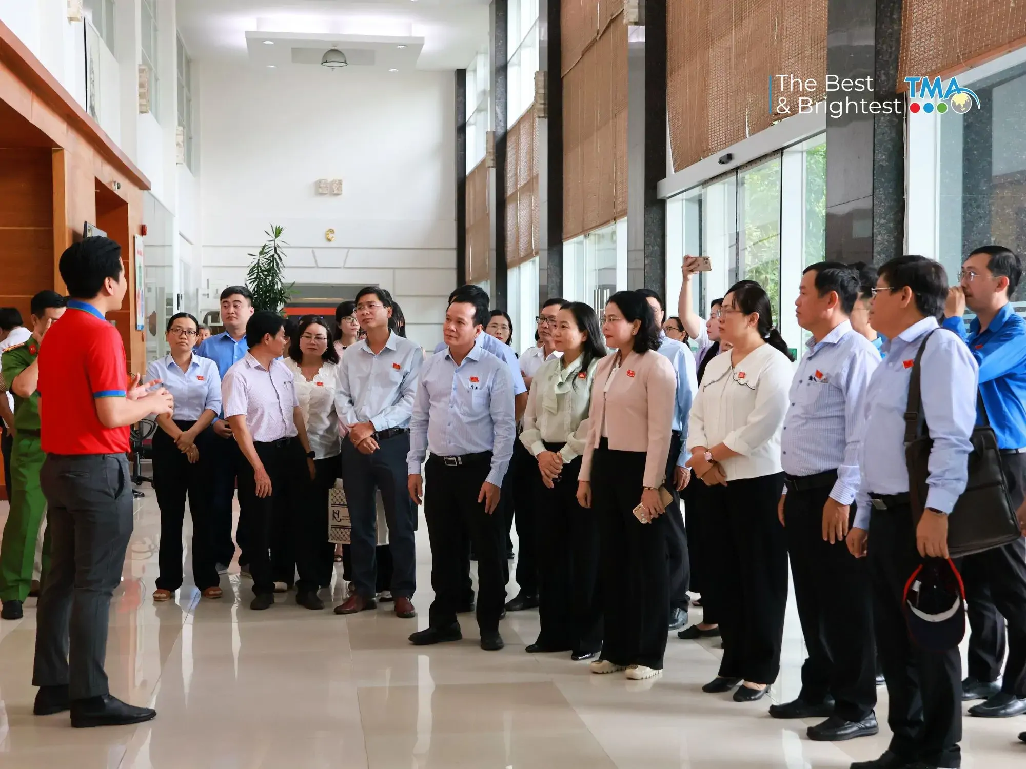 TMA Vinh Dự Đón Tiếp Đoàn Đại Biểu HĐND Phường Trung Mỹ Tây Đến Tham Quan Và Tìm Hiểu Về Chuyển Đổi Số